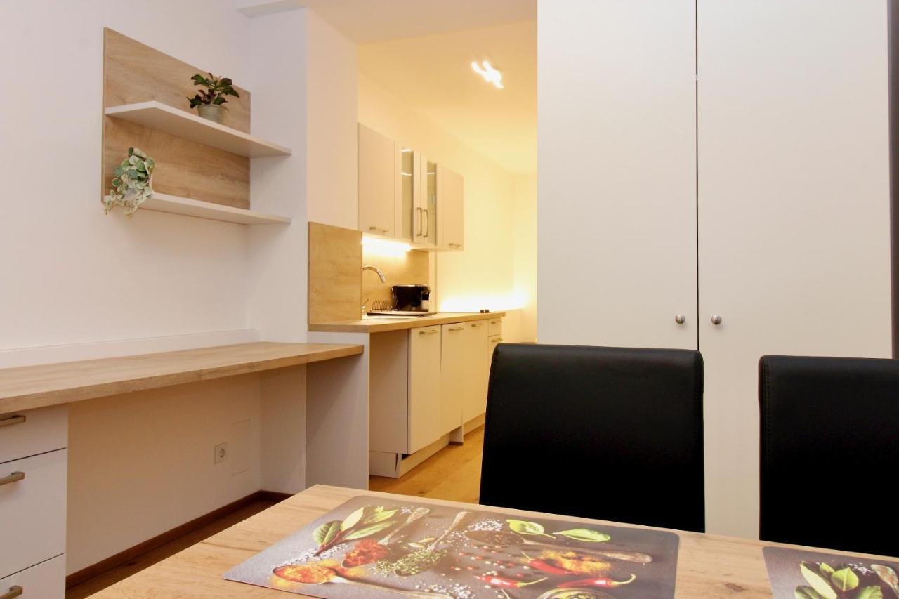 Central Studio Work And Travel Wien Eksteriør bilde